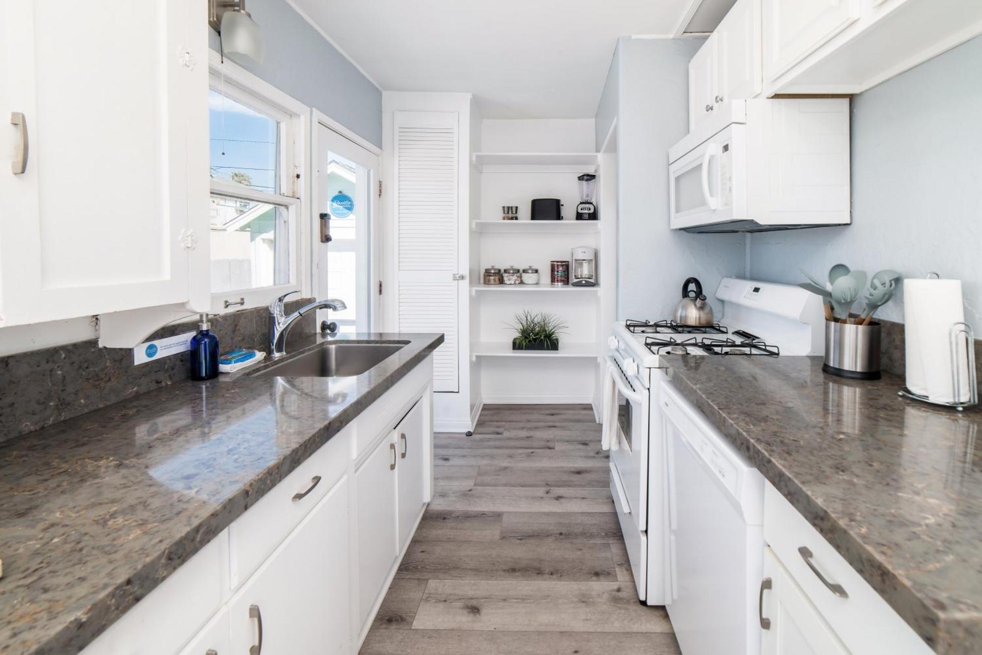 Pacific Bungalow&Tiny House Oceanside Bagian luar foto
